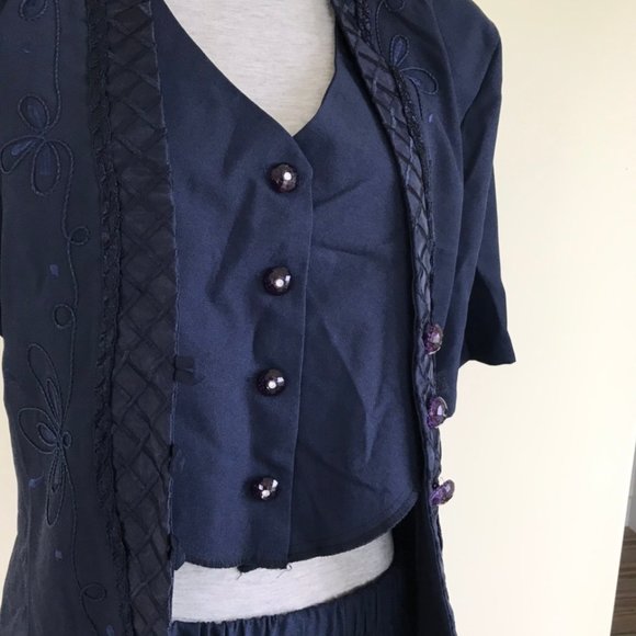 Modern Touch Navy Blue Two piece Skirt Suit with Embroidered Jacket Blouse - Picture 4 of 4